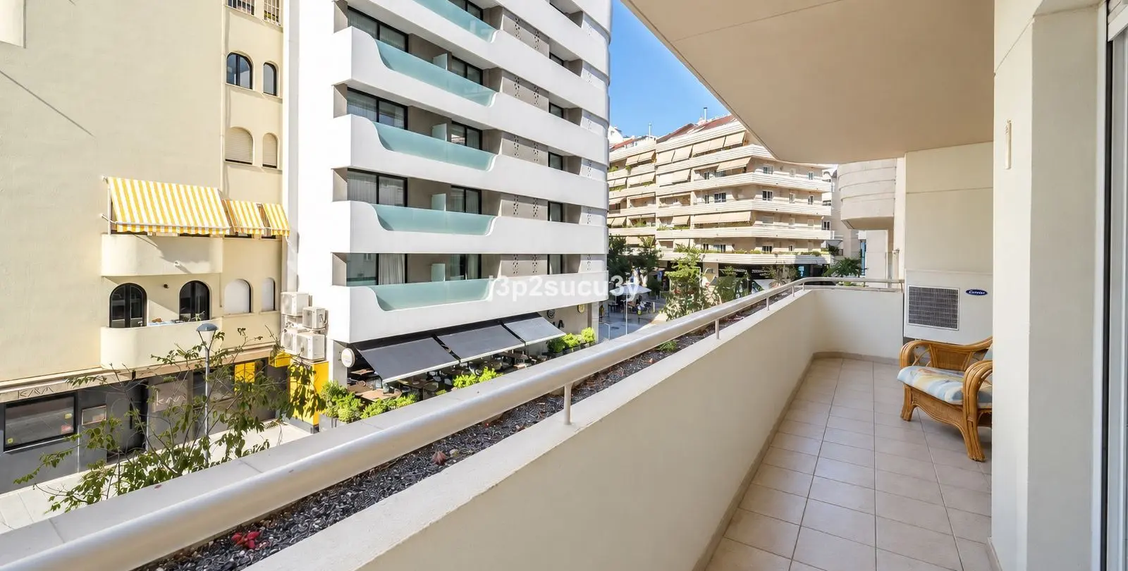 Продажа апартаментов на среднем этаже в Marbella 11
