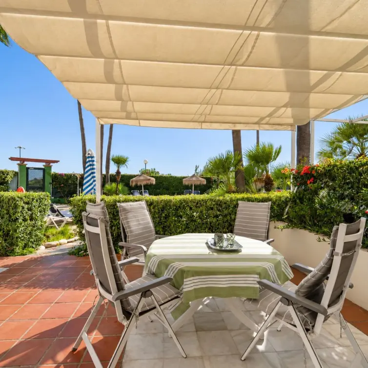 Sale of ground floor apartment in Elviria