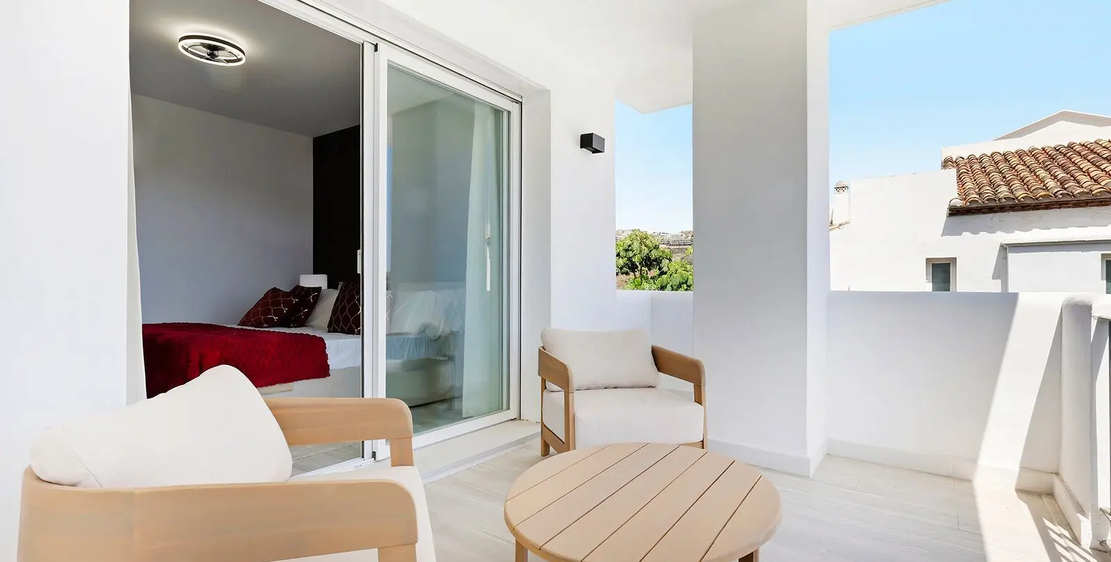 Sale of middle floor apartment in La Quinta 7