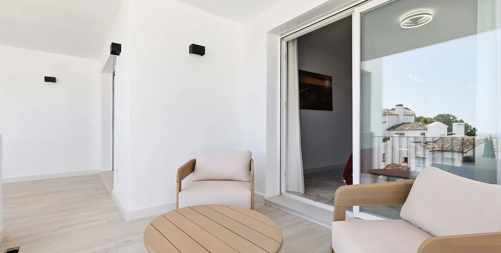 Sale of middle floor apartment in La Quinta 8
