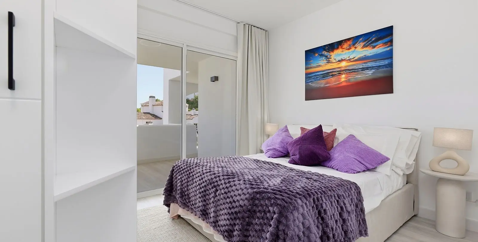 Sale of middle floor apartment in La Quinta 30