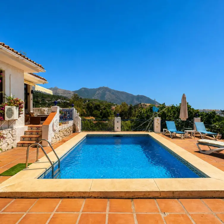 Sale of detached villa in Mijas