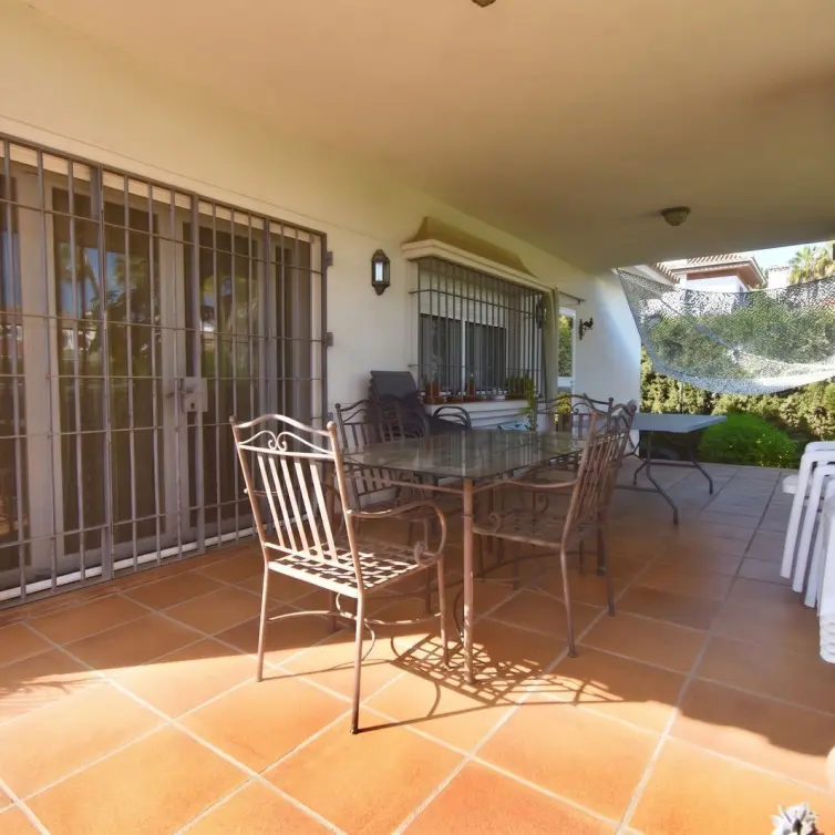 Sale of detached villa in Estacion de Cartama