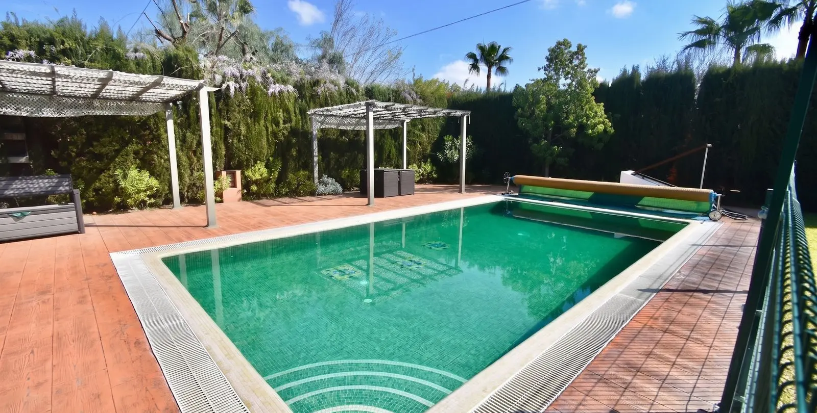 Sale of detached villa in Estacion de Cartama 9