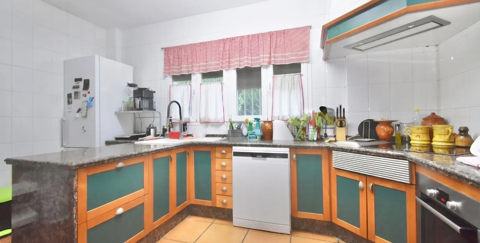 Sale of detached villa in Estacion de Cartama 21
