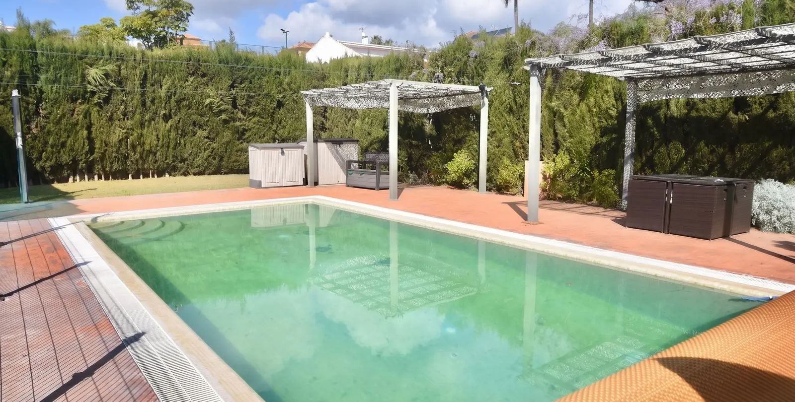 Sale of detached villa in Estacion de Cartama 34