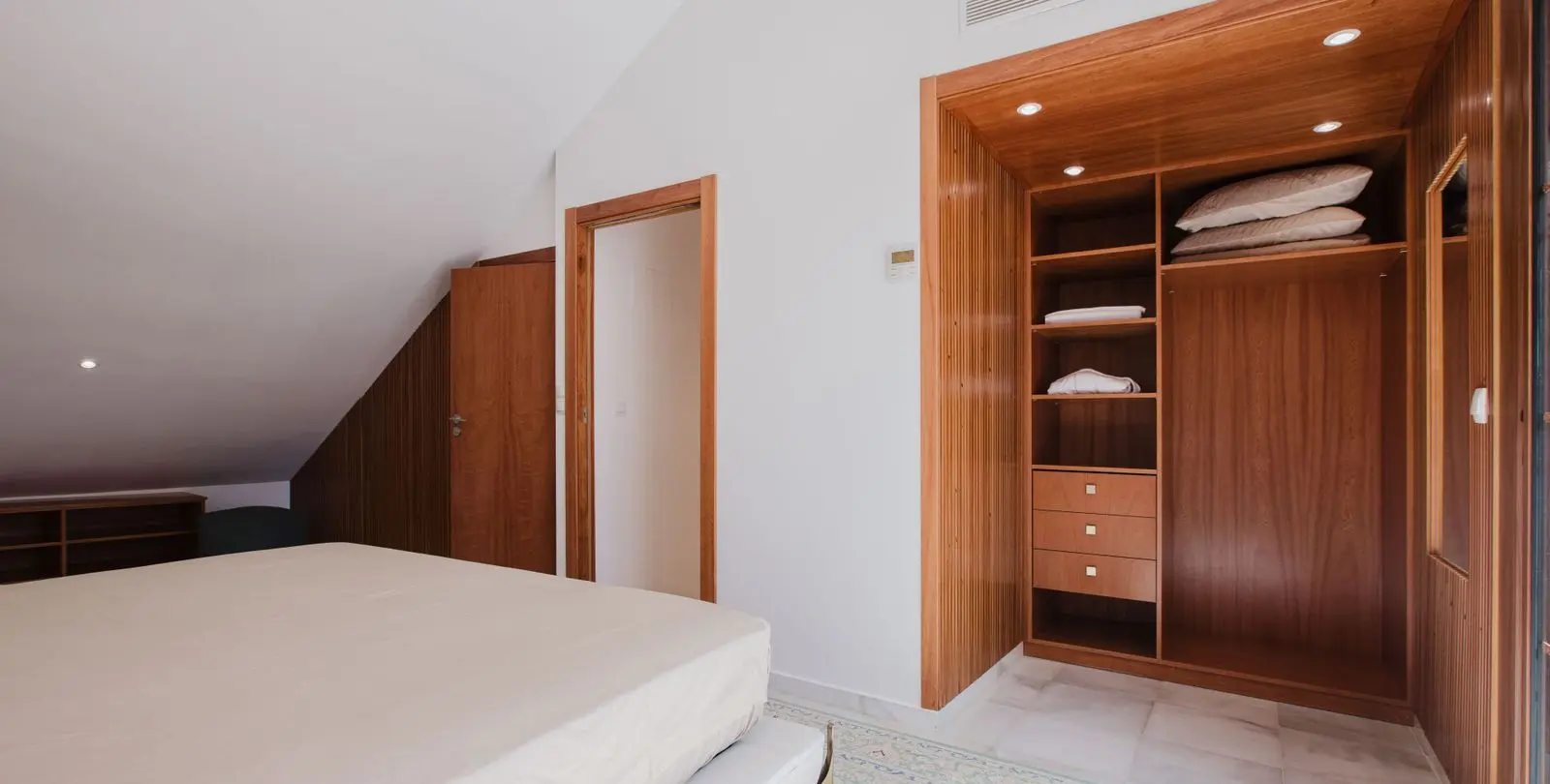 Venta de adosado en The Golden Mile 38