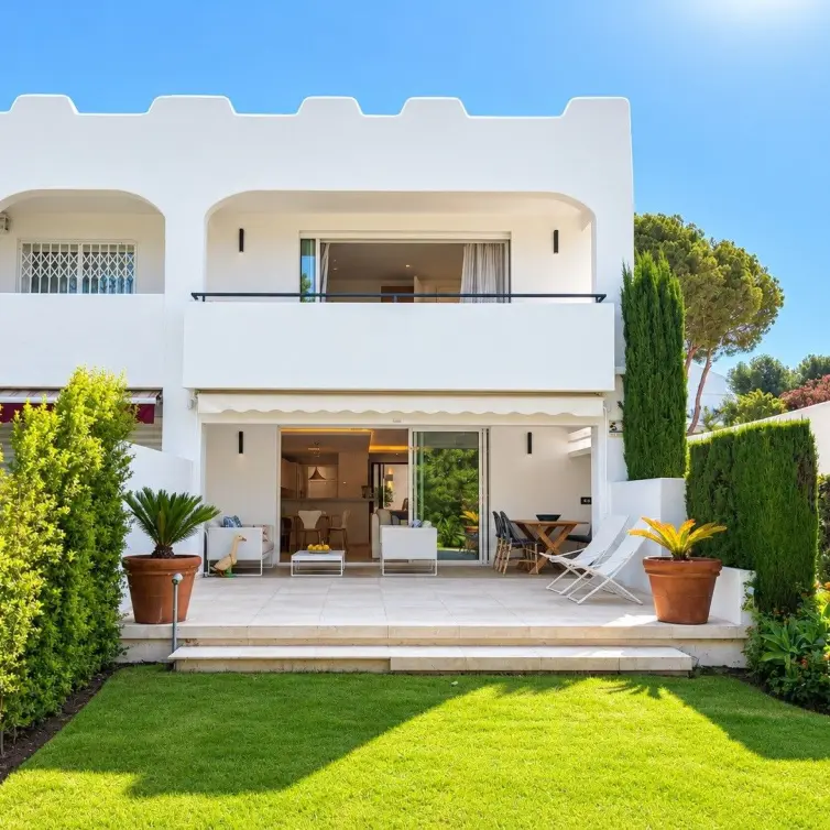 Продажа таунхауса в Nueva Andalucía