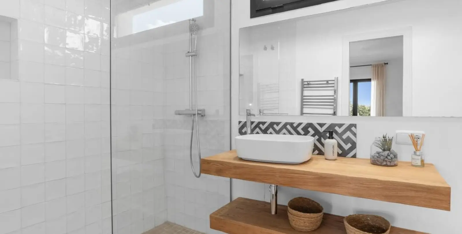 Sale of detached villa in Nueva Andalucía 37