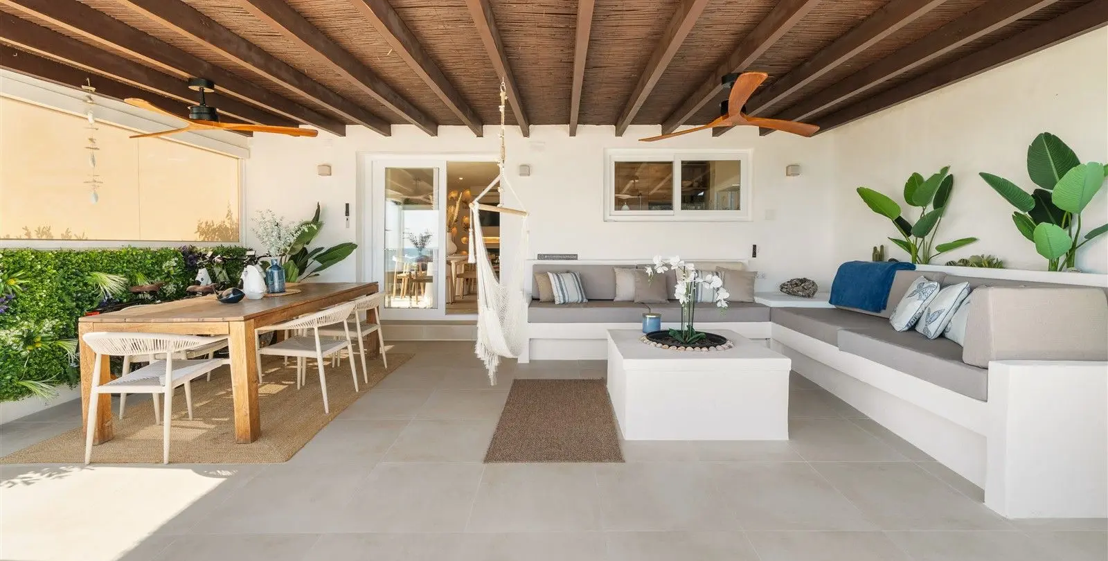 Sale of semi-detached house in Estepona 2