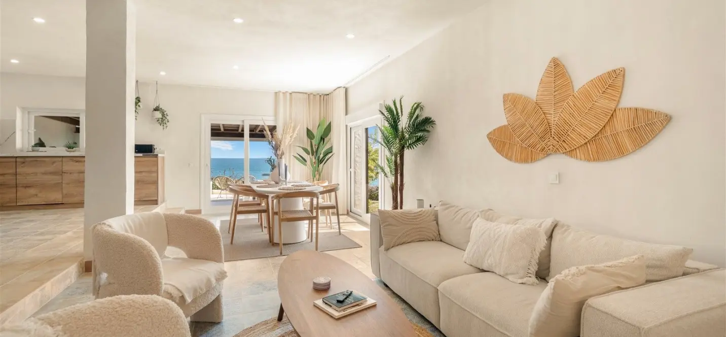 Sale of semi-detached house in Estepona 2
