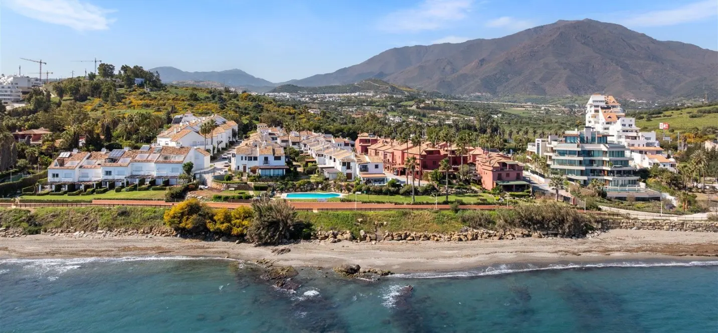 Sale of semi-detached house in Estepona 4