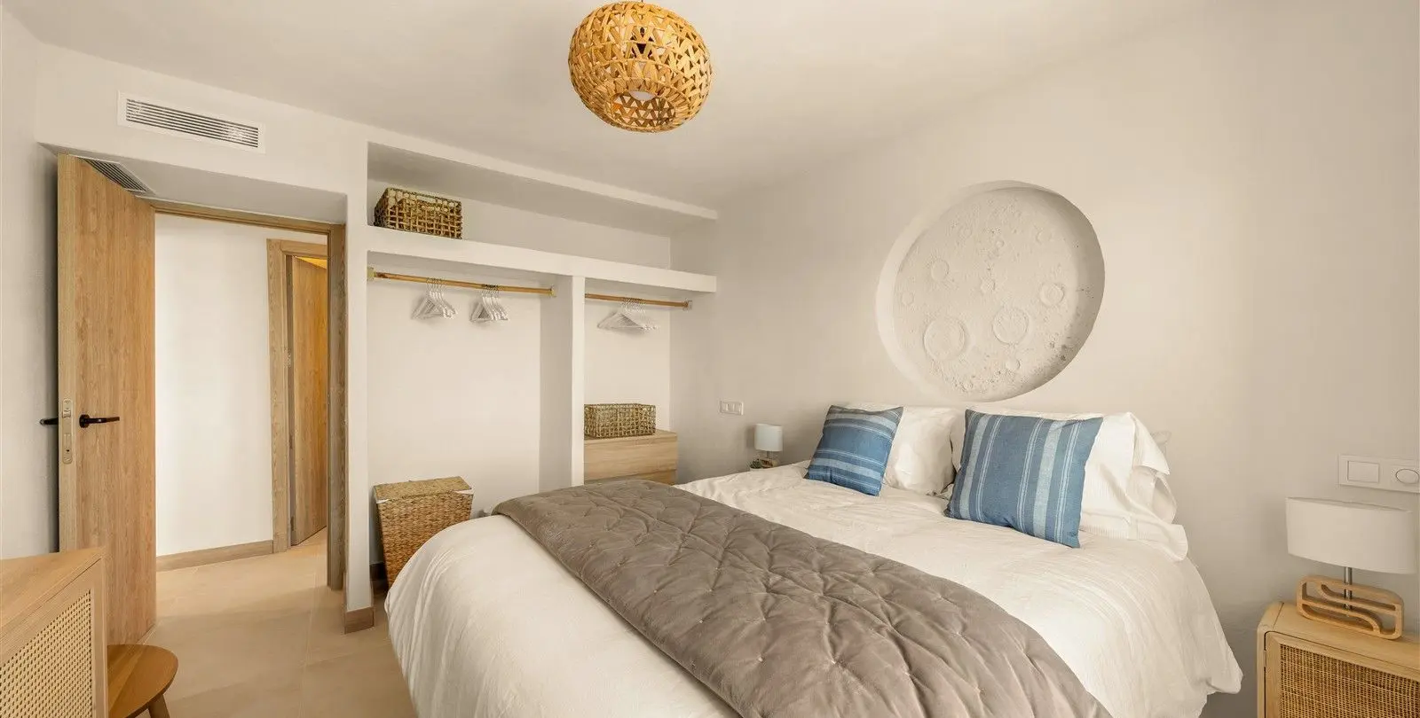 Sale of semi-detached house in Estepona 26