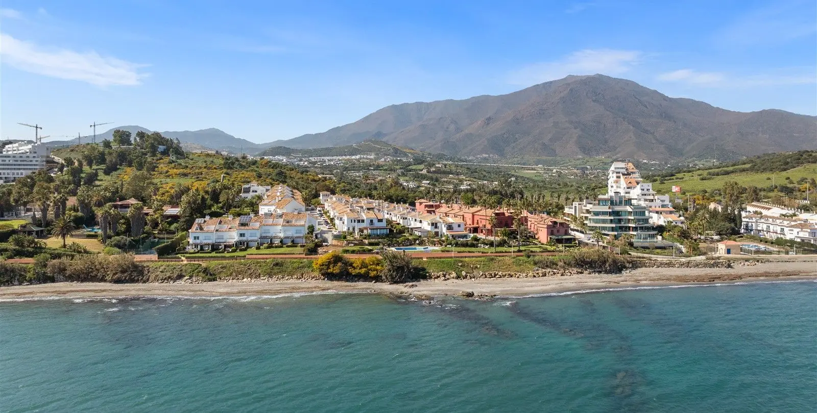 Sale of semi-detached house in Estepona 44