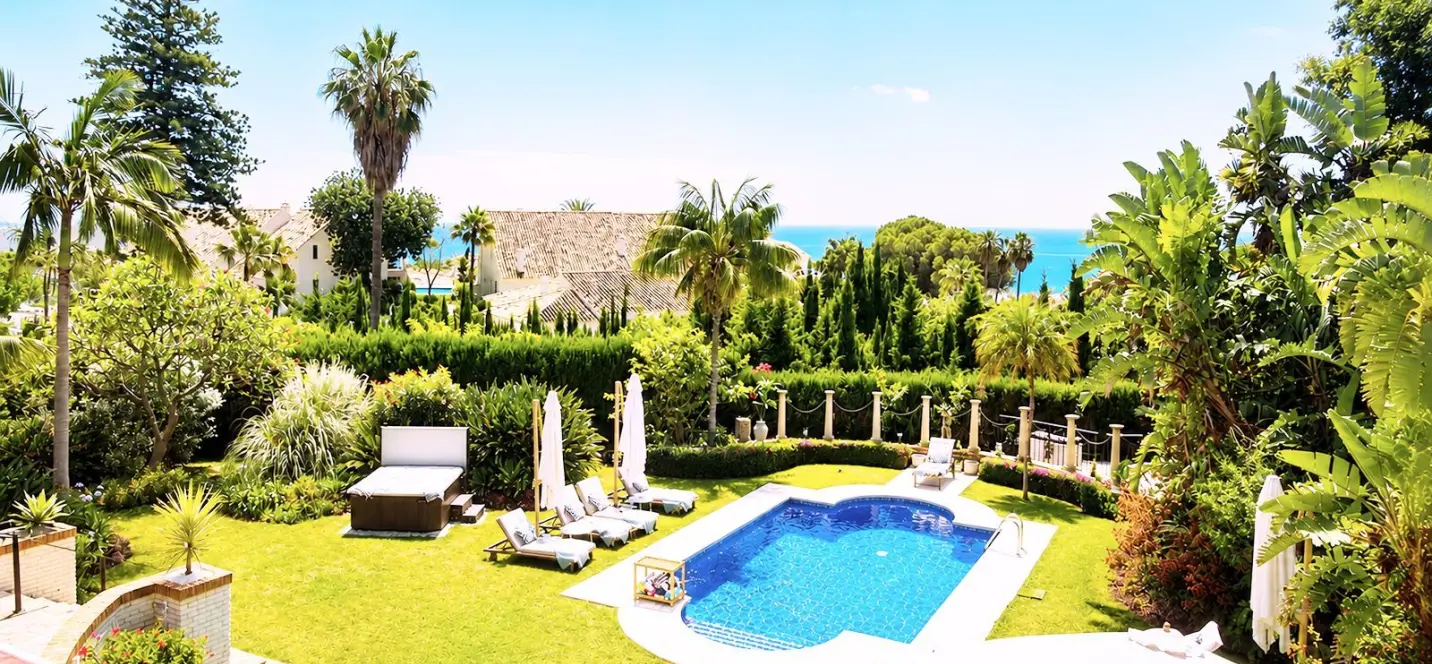 Sale of detached villa in Benalmadena 0
