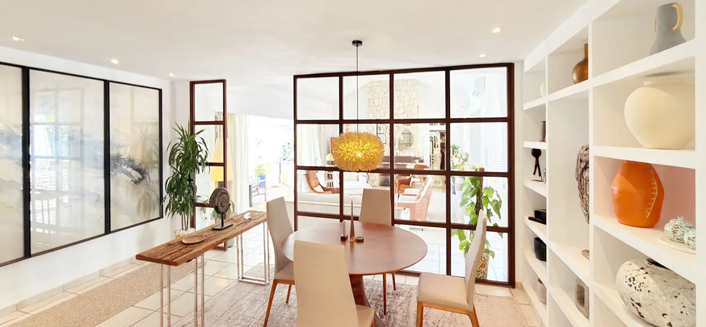 Sale of detached villa in Benalmadena 1