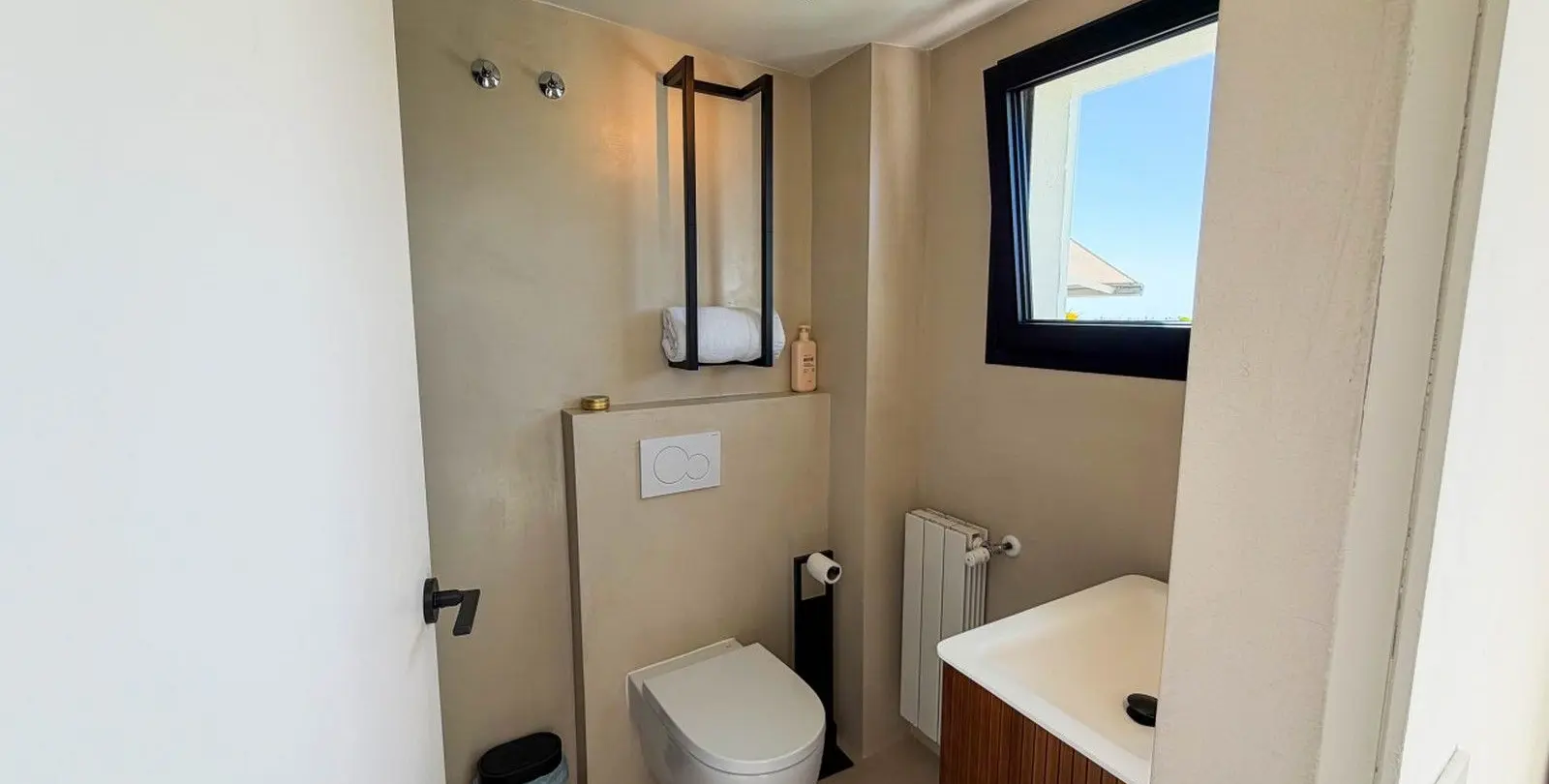 Sale of detached villa in Hacienda Las Chapas 36