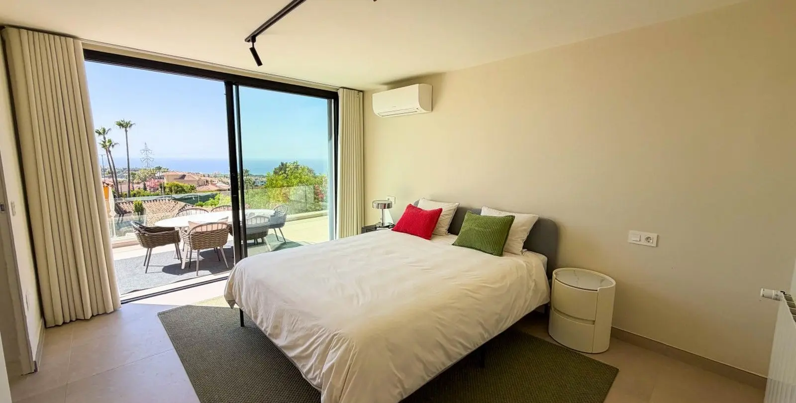 Sale of detached villa in Hacienda Las Chapas 58