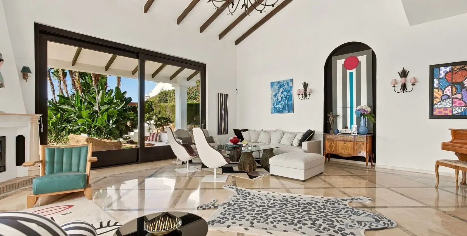 Sale of detached villa in Benahavís 4