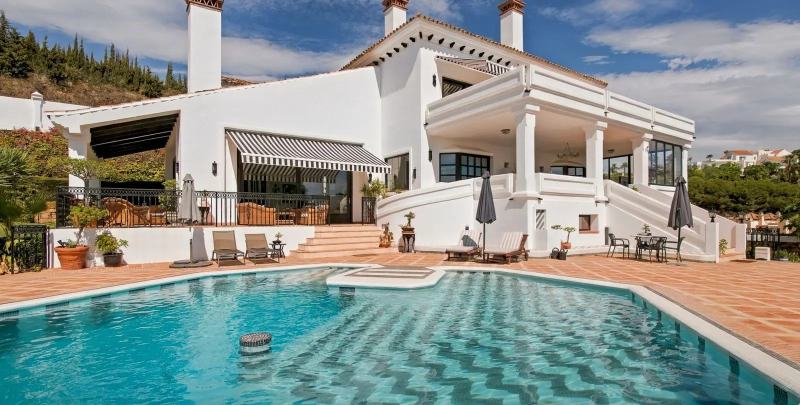 Sale of detached villa in Benahavís 5