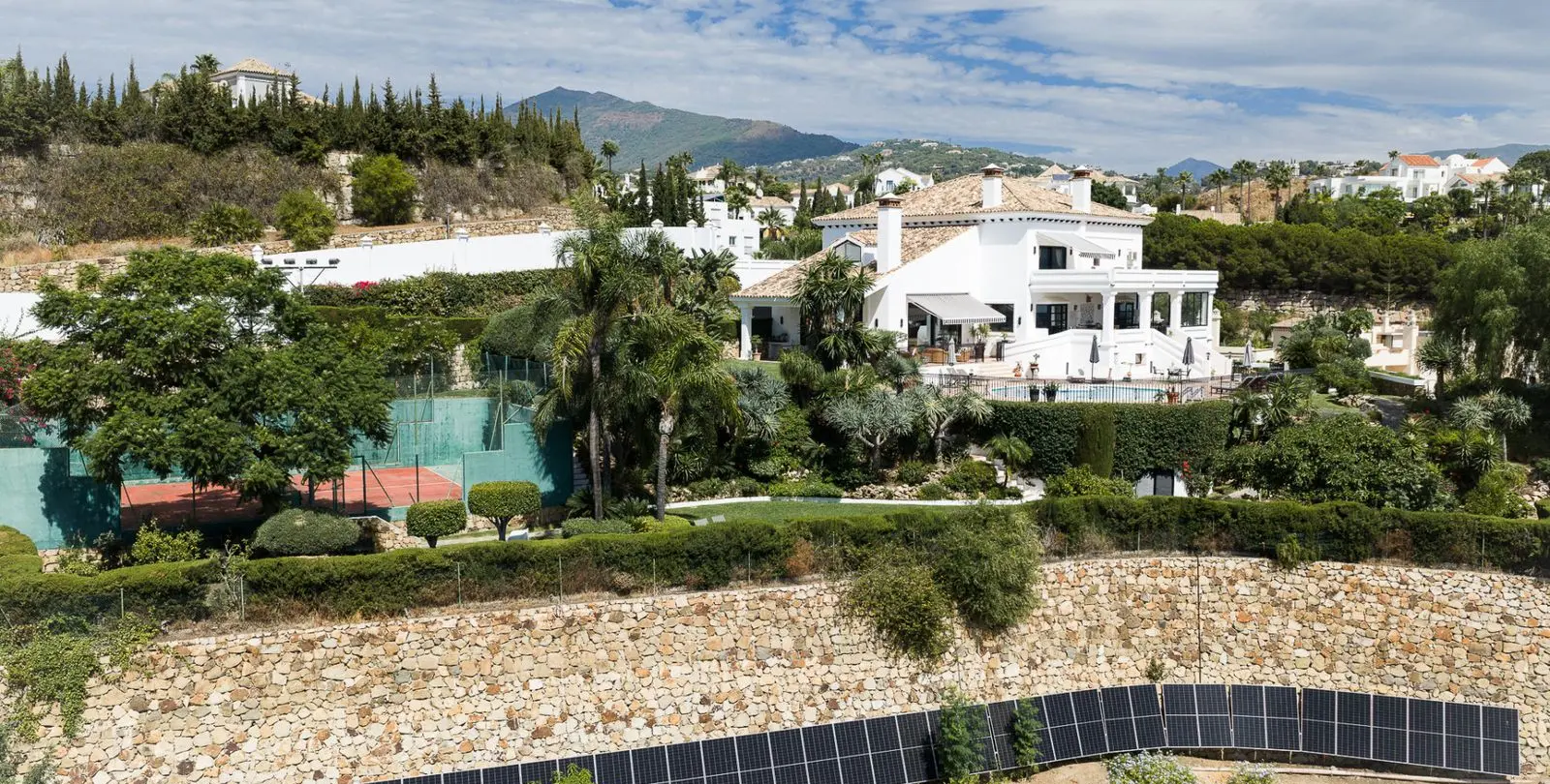 Venta de villa independiente en Benahavís 76