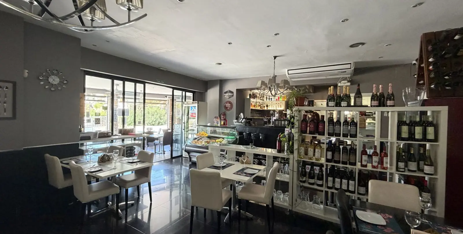 Sale of commercial premises in Estepona 7