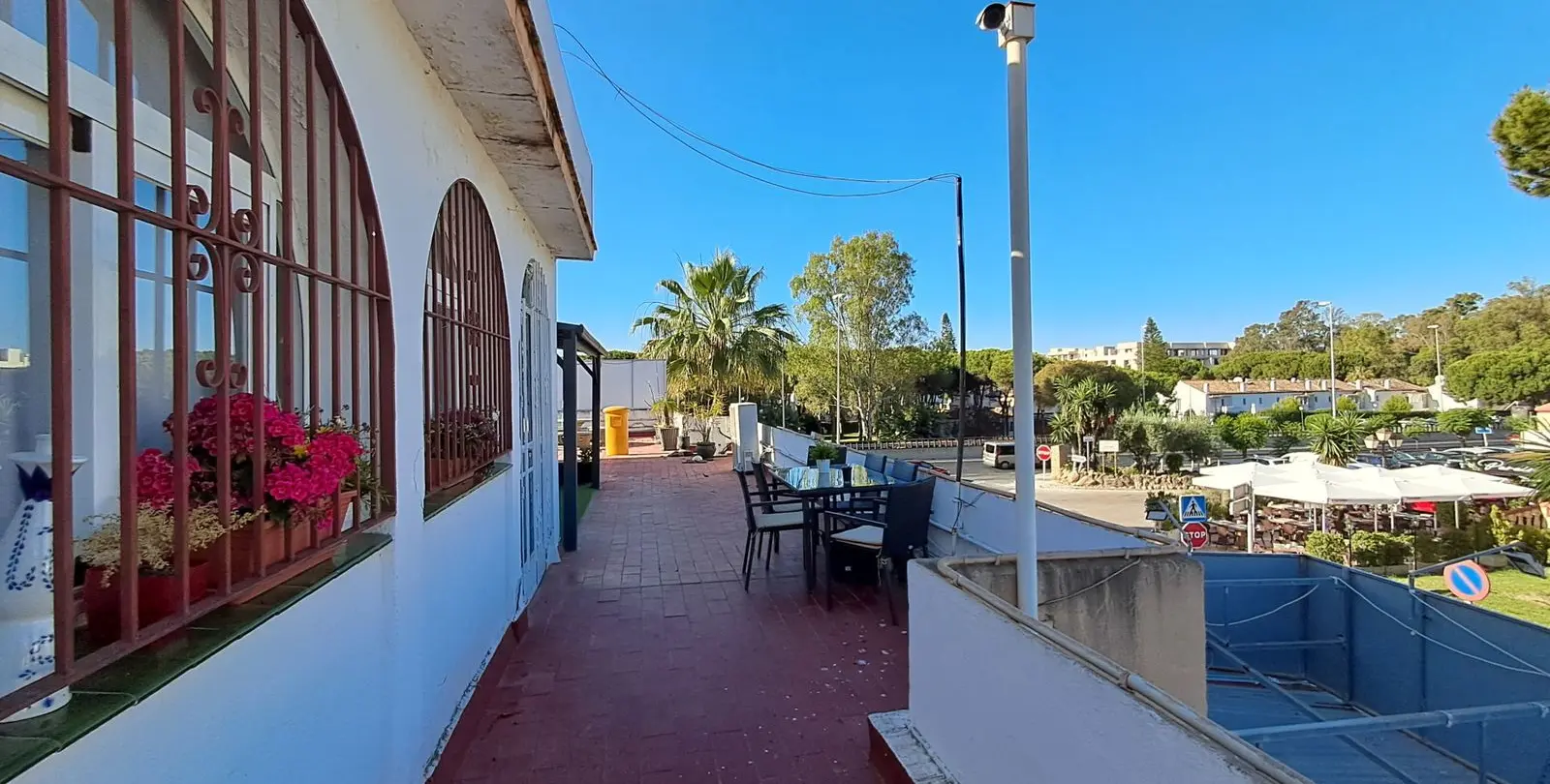 Sale of commercial premises in Estepona 26