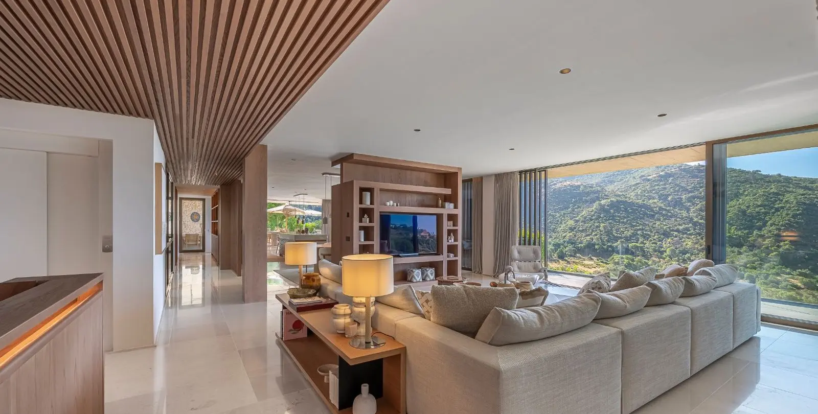 Sale of detached villa in Benahavís 3