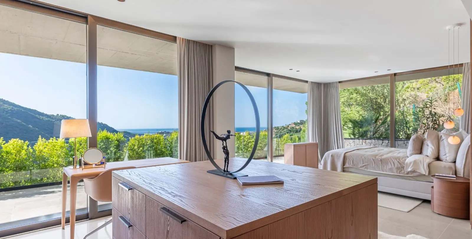 Sale of detached villa in Benahavís 18
