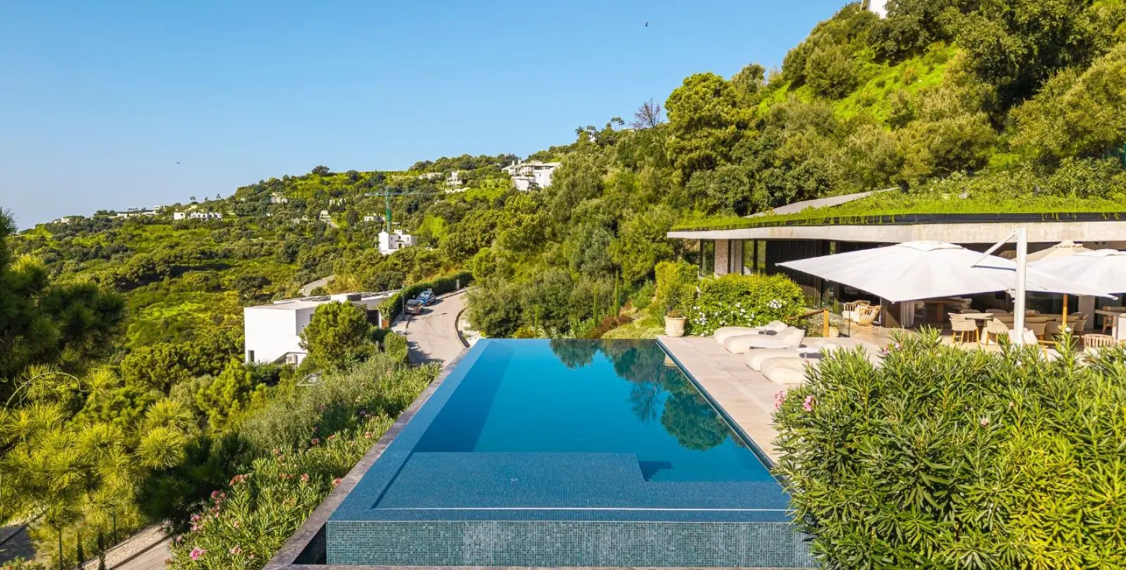 Sale of detached villa in Benahavís 45