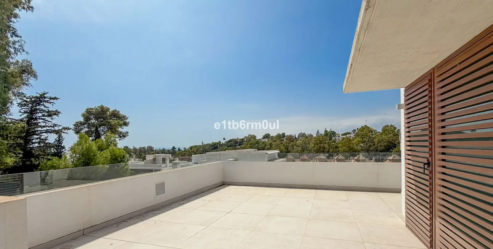 Sale of semi-detached house in The Golden Mile 4