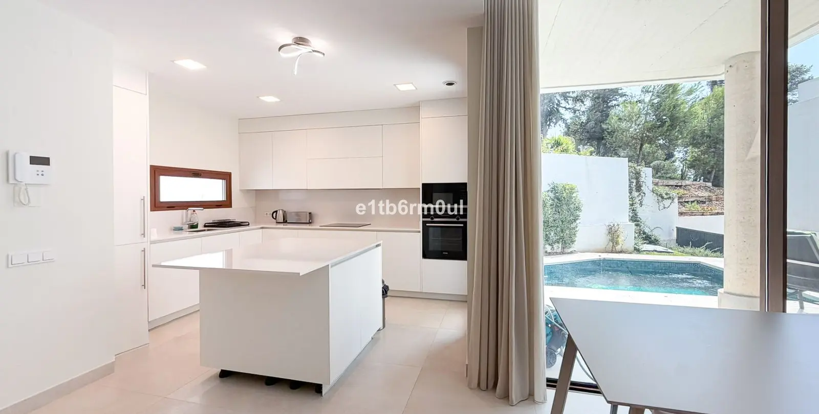 Sale of semi-detached house in The Golden Mile 5