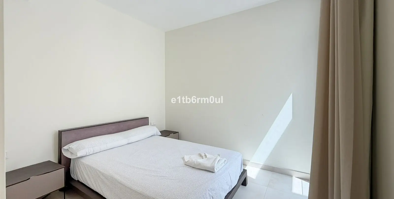 Sale of semi-detached house in The Golden Mile 9