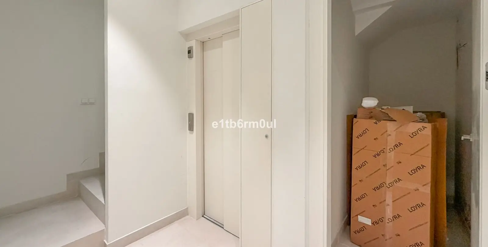 Sale of semi-detached house in The Golden Mile 19