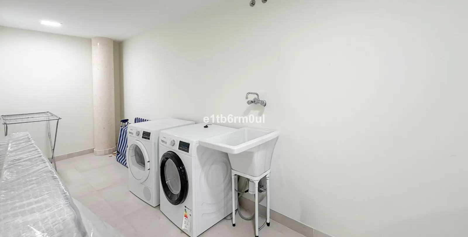 Sale of semi-detached house in The Golden Mile 20