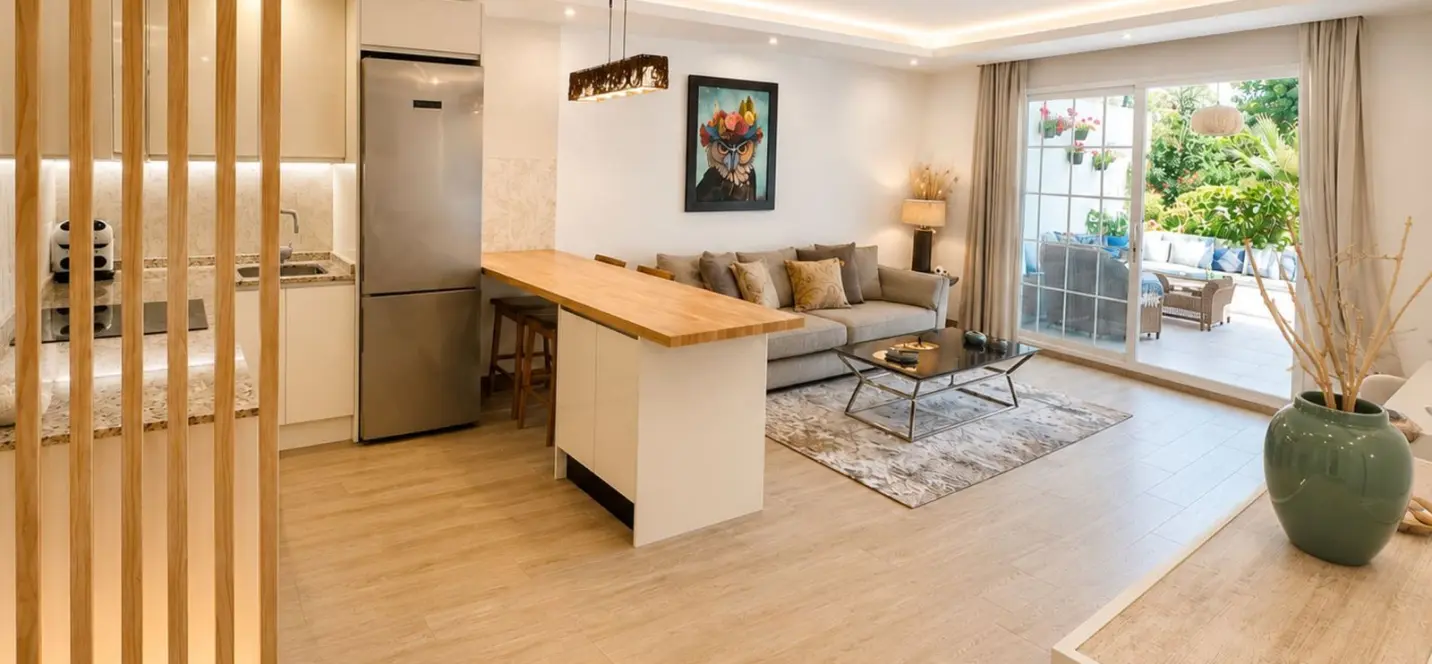 Sale of ground floor apartment in The Golden Mile 2