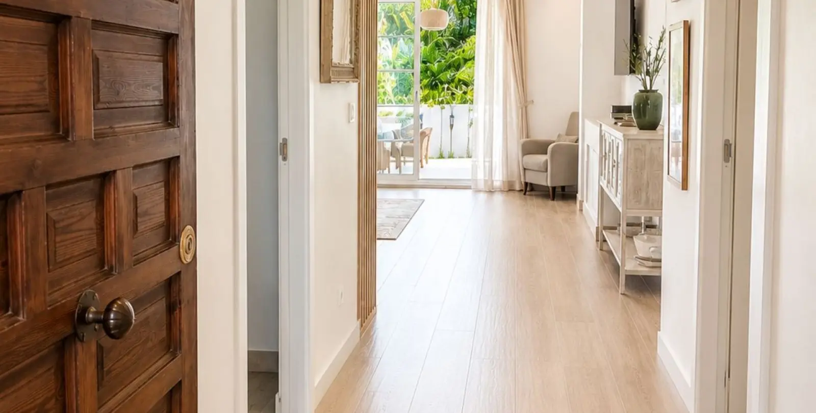Sale of ground floor apartment in The Golden Mile 12