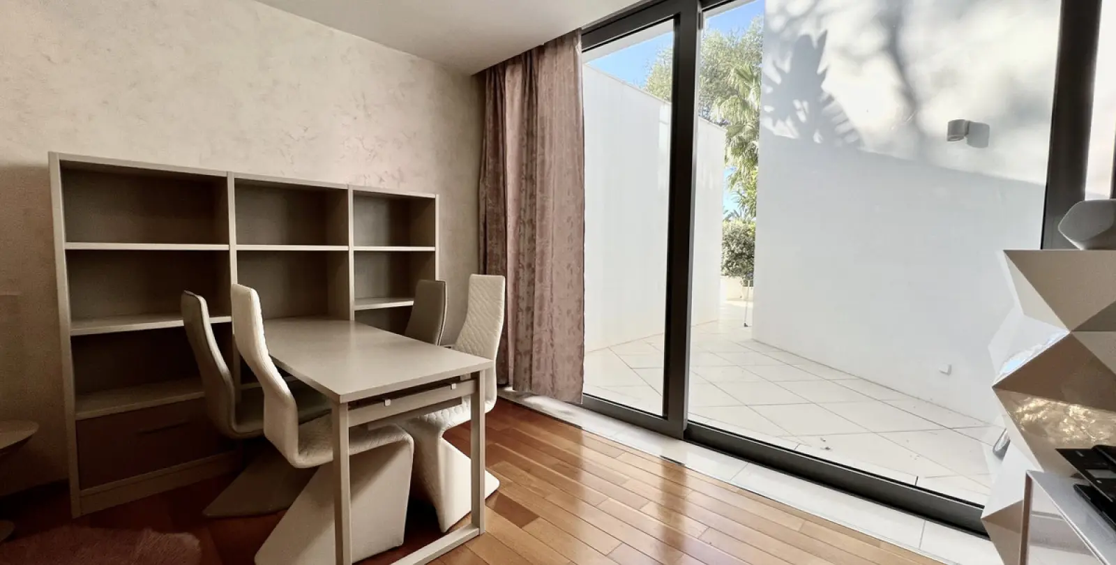 Alquiler a largo plazo de casa pareada en The Golden Mile 41