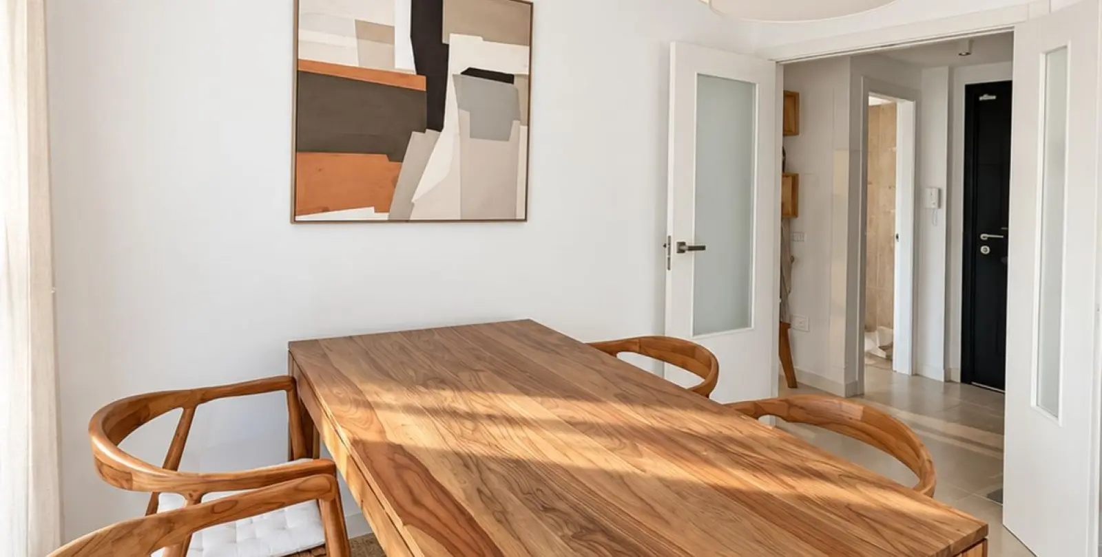 Long-term rent of townhouse in El Paraiso 4
