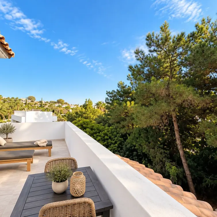 Long-term rent of townhouse in El Paraiso