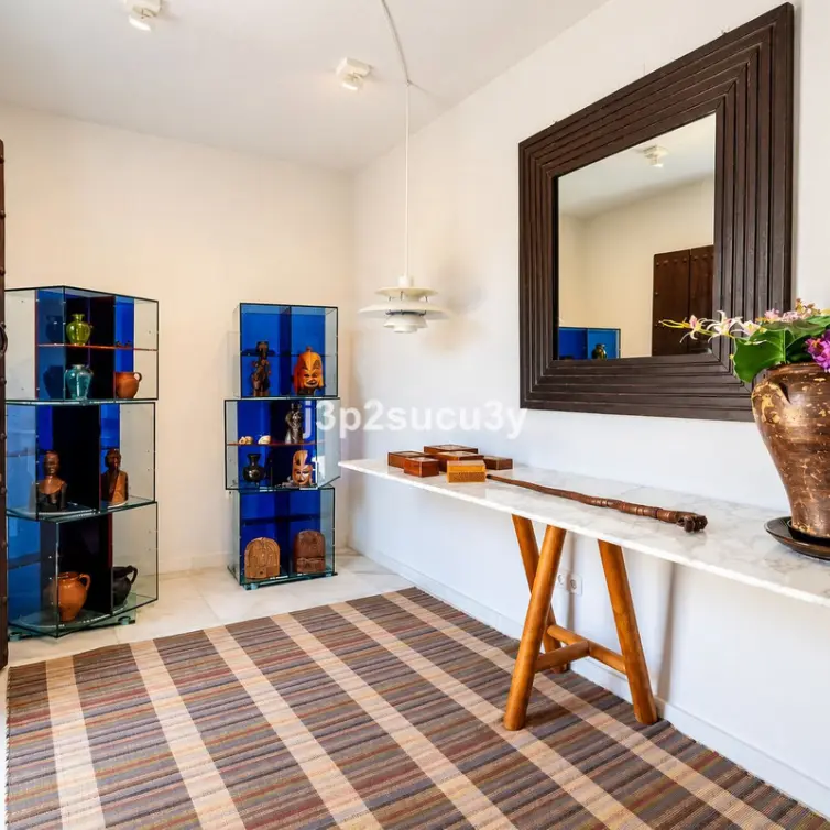 Long-term rent of detached villa in Guadalmina Baja