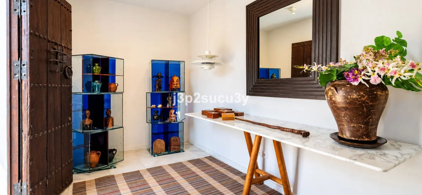 Long-term rent of detached villa in Guadalmina Baja 4