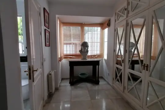 Image 7 thumb