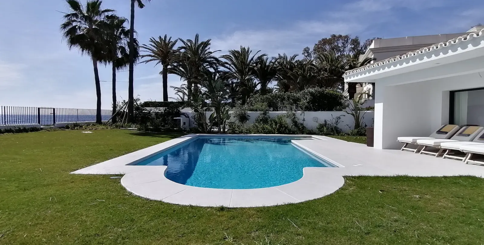 Alquiler a largo plazo de villa independiente en Guadalmina Baja 2
