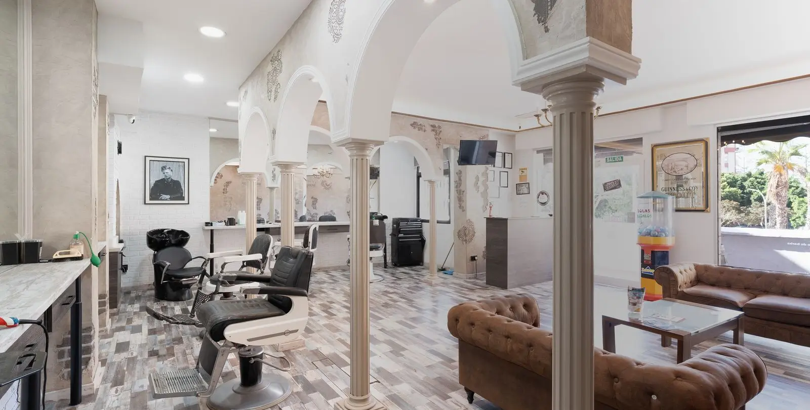Venta de negocio en Benalmadena Costa 5