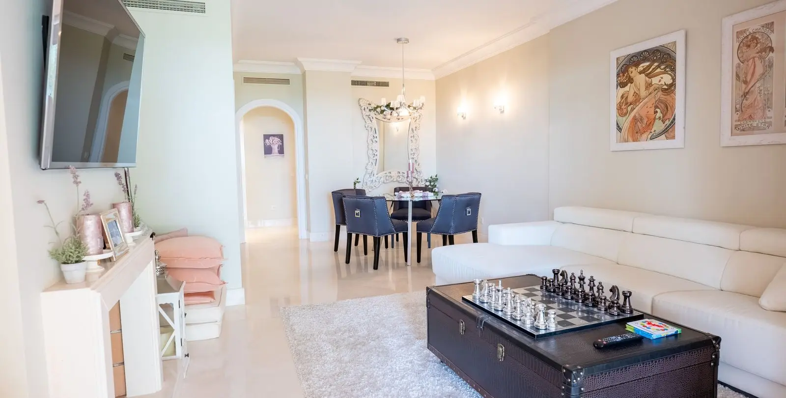 Venta de apartamento en planta baja en Benahavís 3