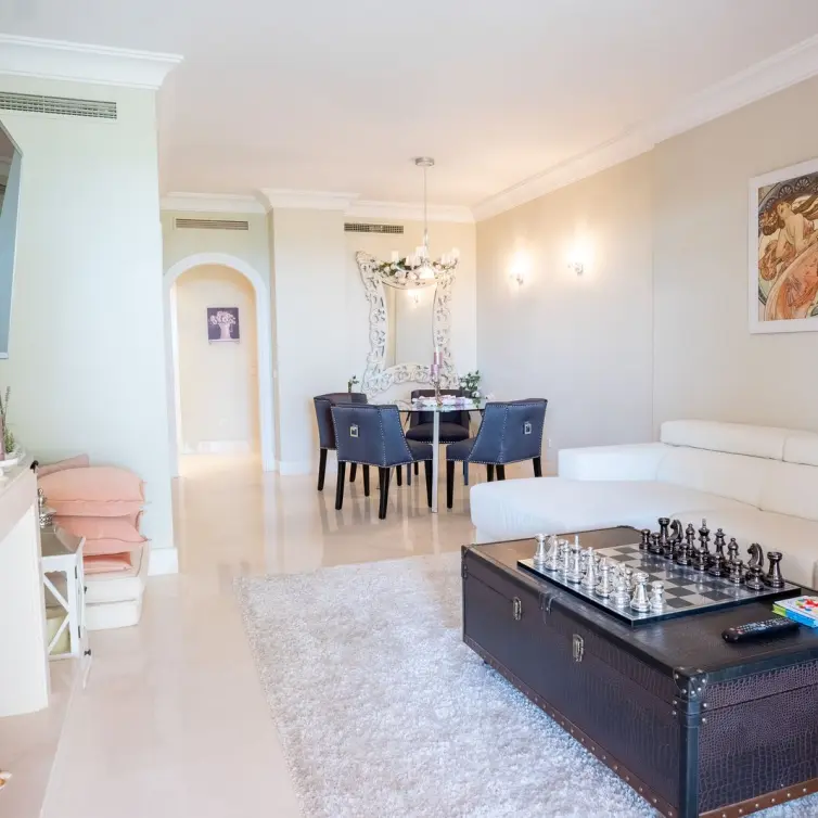 Venta de apartamento en planta baja en Benahavís