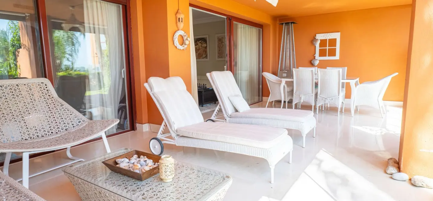 Venta de apartamento en planta baja en Benahavís 4
