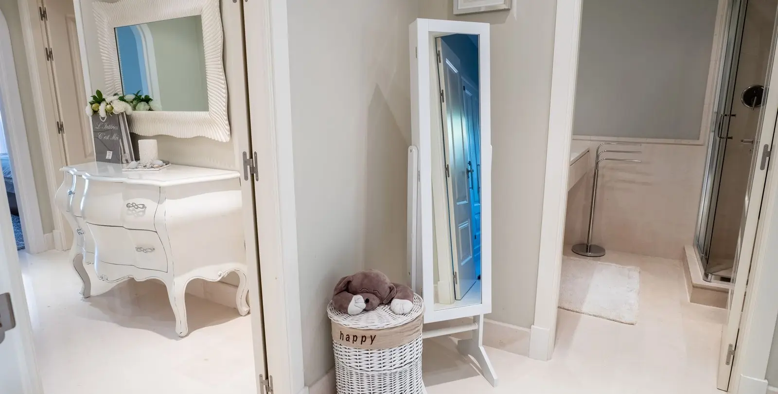 Venta de apartamento en planta baja en Benahavís 10