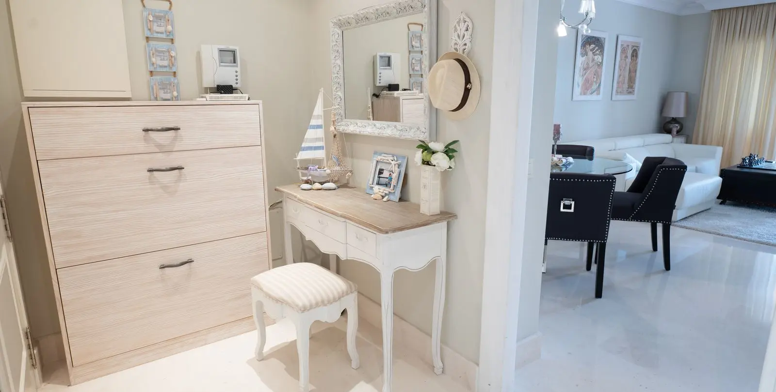 Venta de apartamento en planta baja en Benahavís 14